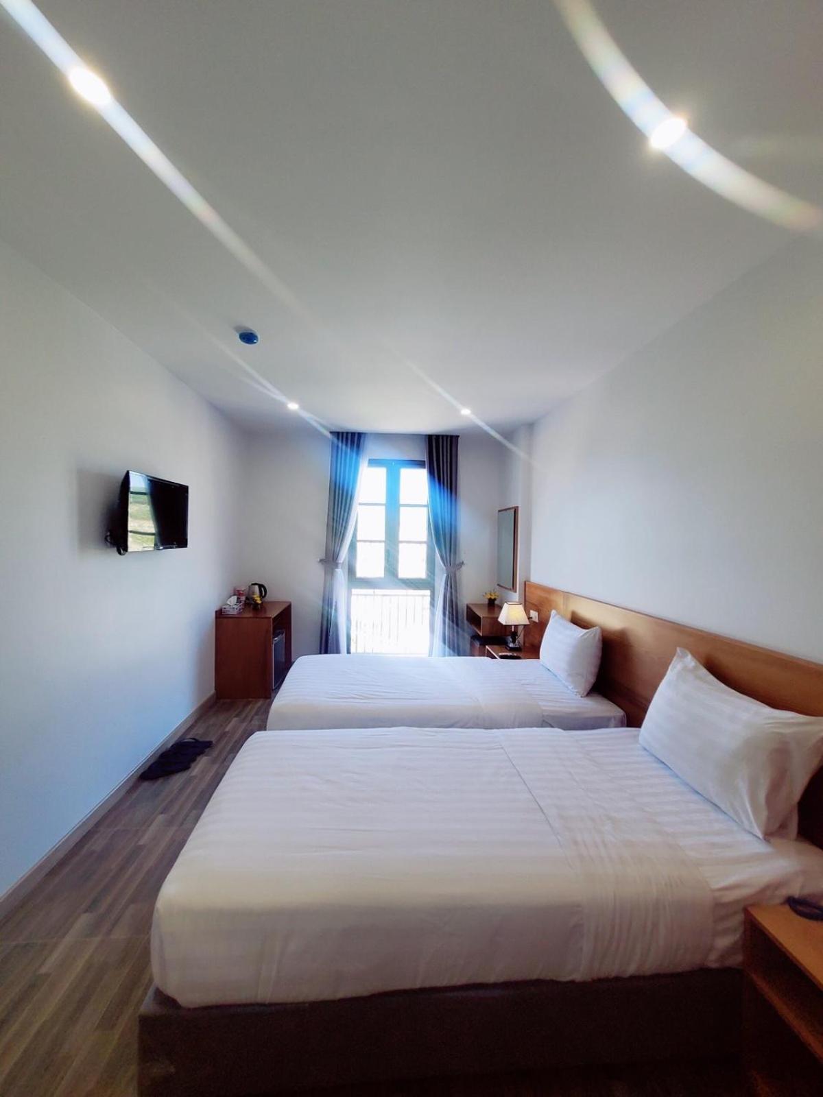דואונג דונג Sunrise Hotel מראה חיצוני תמונה